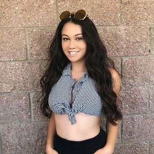 Meet your Posher, Anneliese